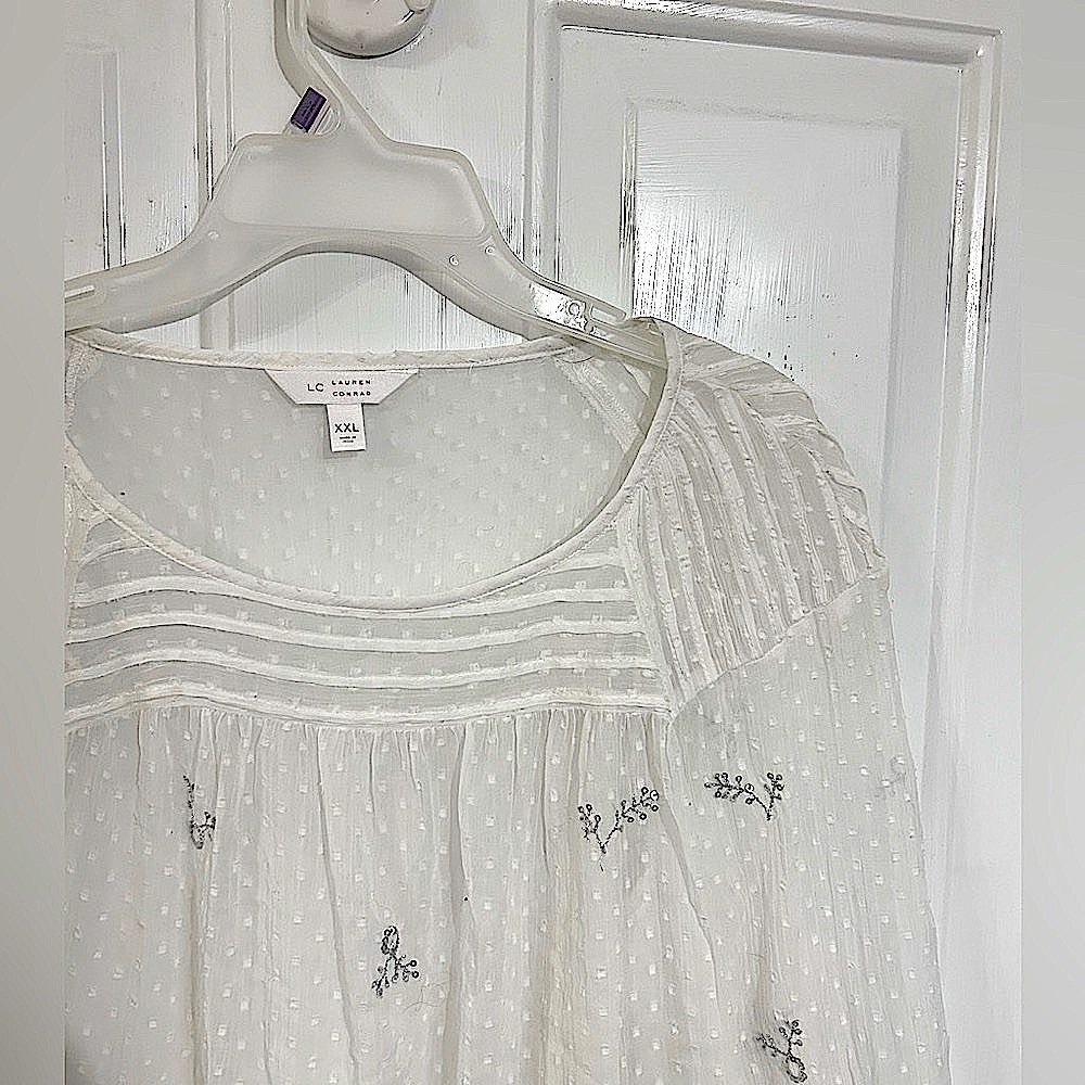 Lauren Conrad Top